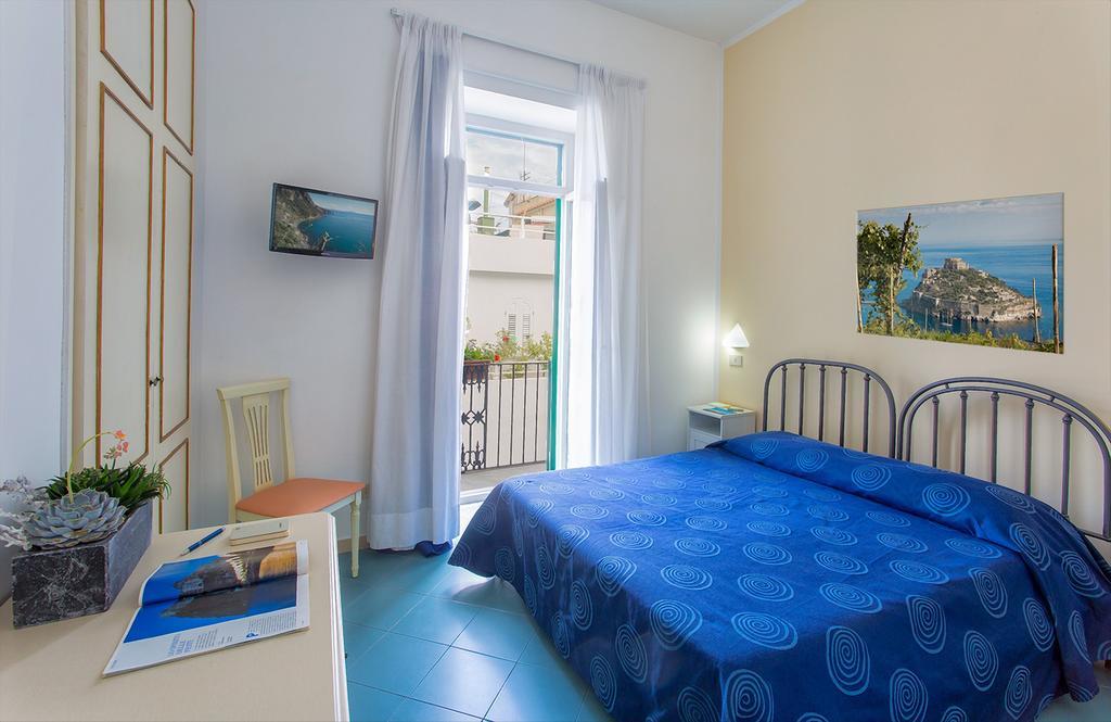 Hotel Terme Miramonte & Mare 卡萨米乔拉泰尔梅 外观 照片