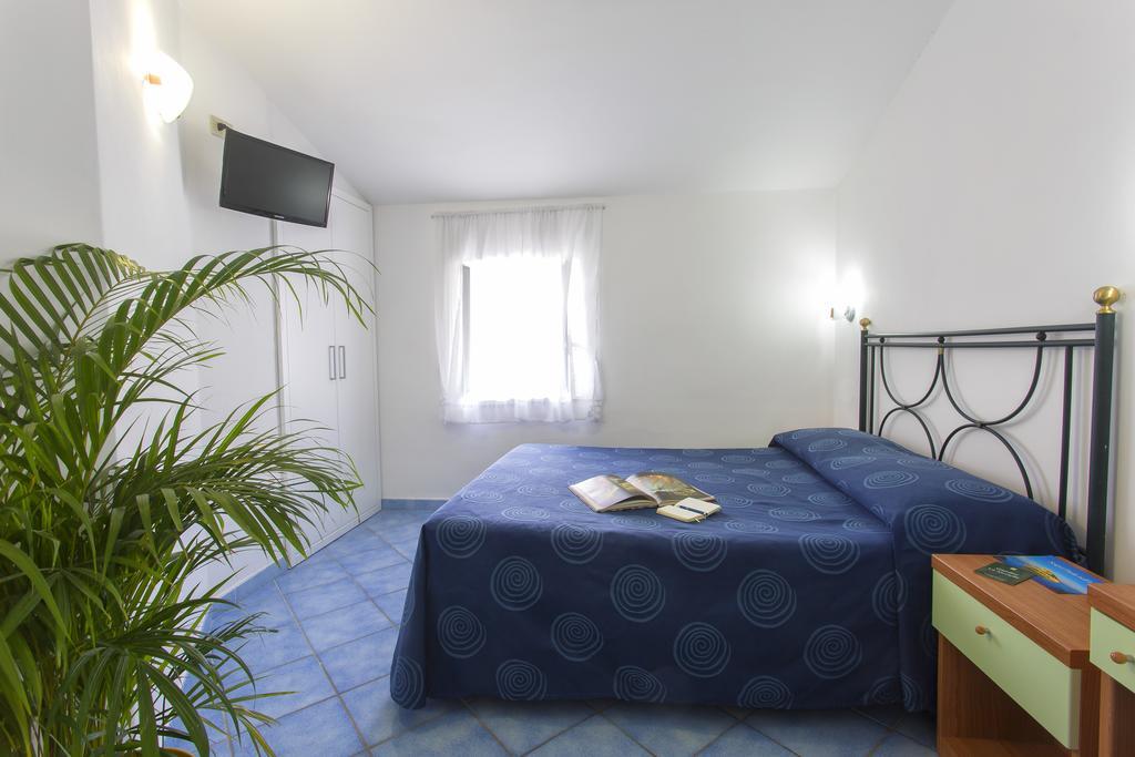 Hotel Terme Miramonte & Mare 卡萨米乔拉泰尔梅 外观 照片