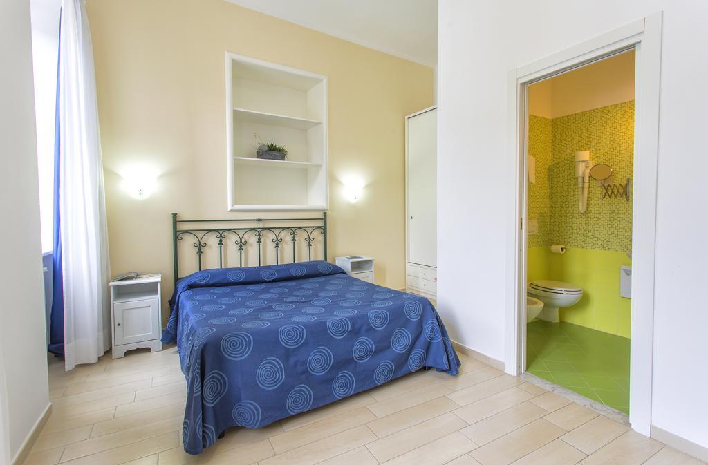 Hotel Terme Miramonte & Mare 卡萨米乔拉泰尔梅 外观 照片