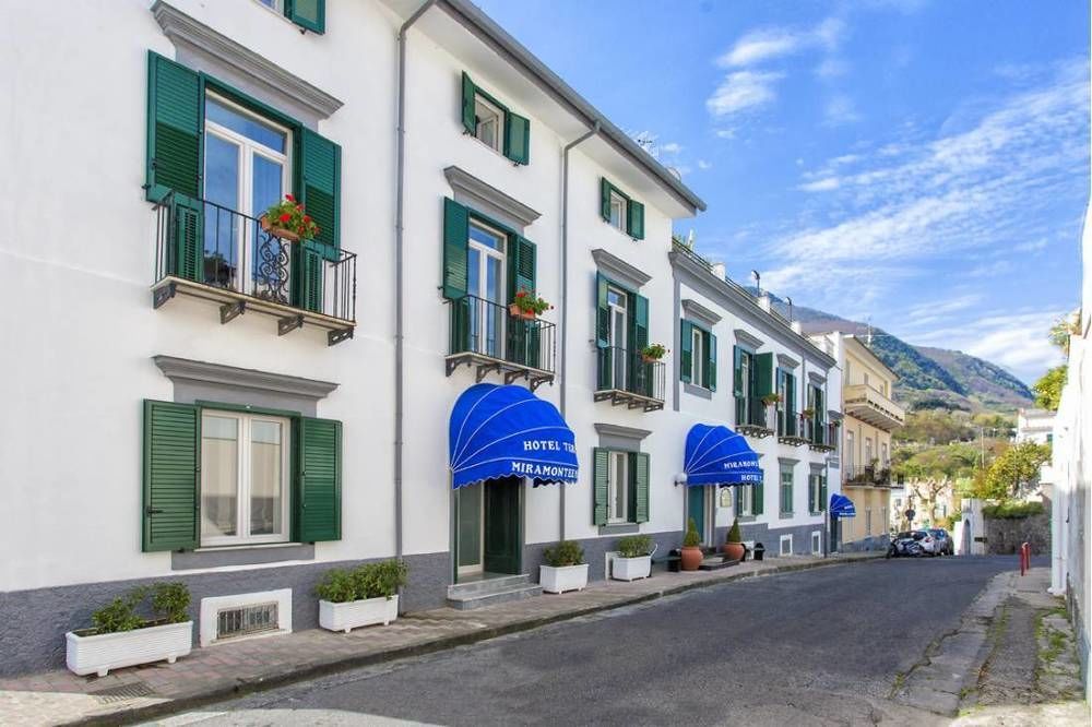Hotel Terme Miramonte & Mare 卡萨米乔拉泰尔梅 外观 照片